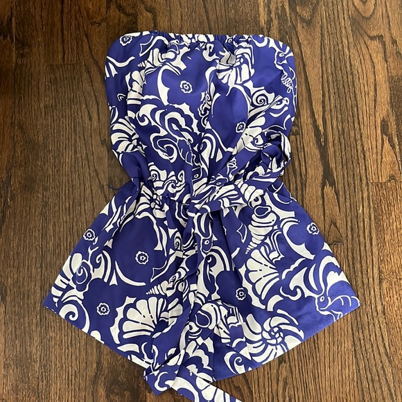 Lilly Pulitzer Strapless Romper w/ Belt — Blue & White Seashell Pattern 🐚 - Picture 2 of 5